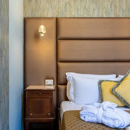 Piazza Di Spagna 51 Luxury 4* Rome